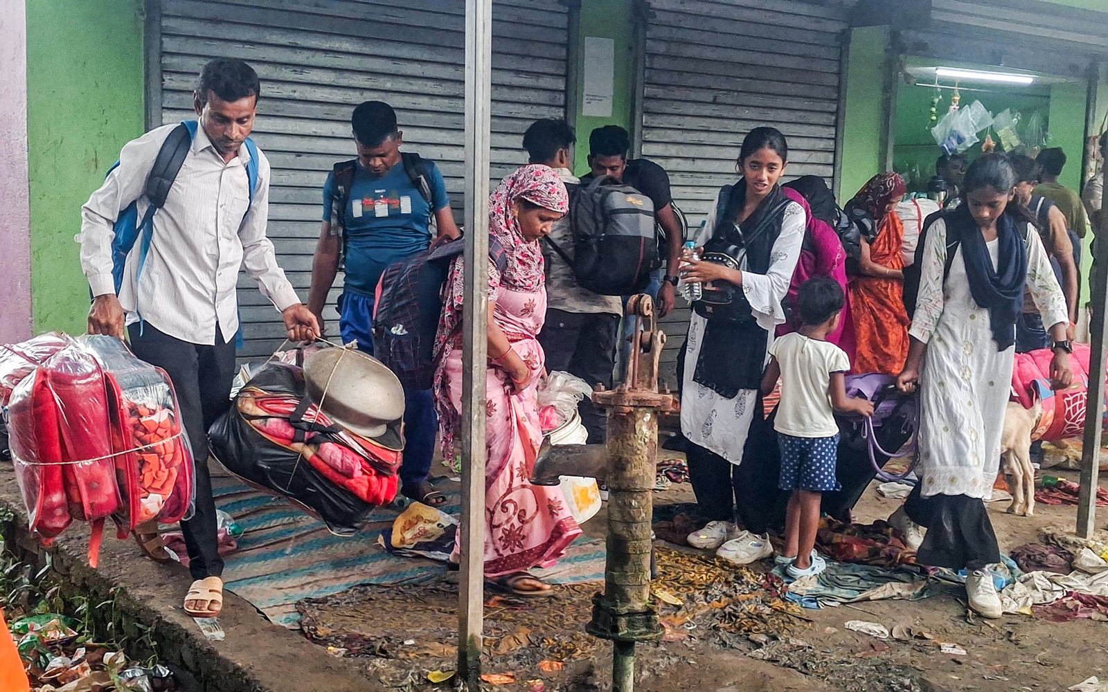 nguoi di cu khu vuc bien gioi An Do Bangladesh nguoi nhap cu An Do Bangladesh ani
