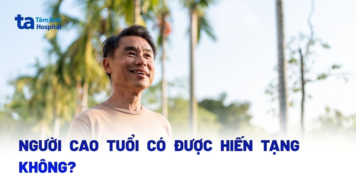 Nguoi Gia Co Duoc Hien Tang Khong