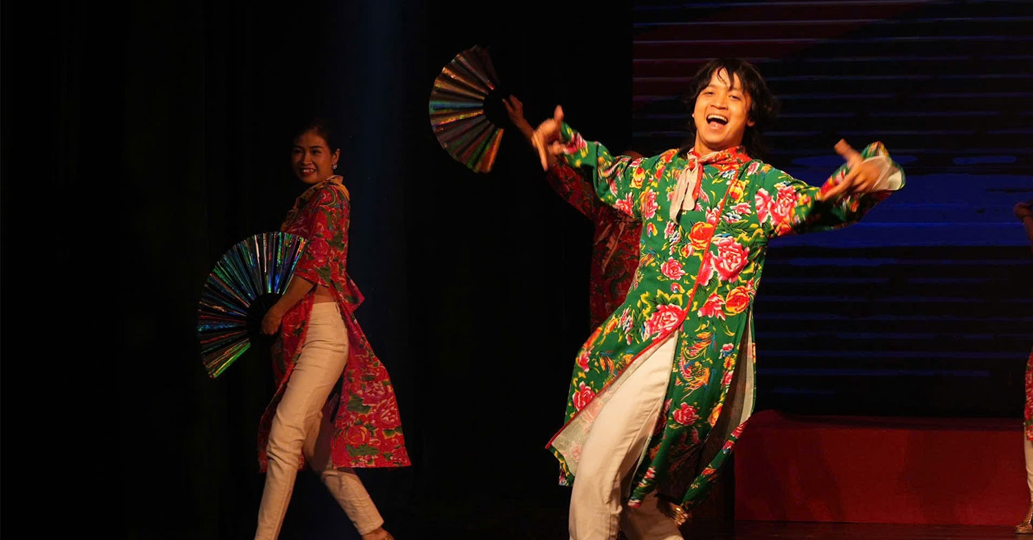 Nha Hat Cheo Ha Noi Va Nha Hat Kich Noi Quan Doi Thang Lon 216
