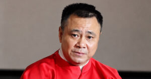 Niềm Vui Bất Ngờ Của Nsnd Tự Long Ở Tuổi 53 1 Niem Vui Bat Ngo Cua Nsnd Tu Long O Tuoi 53 674