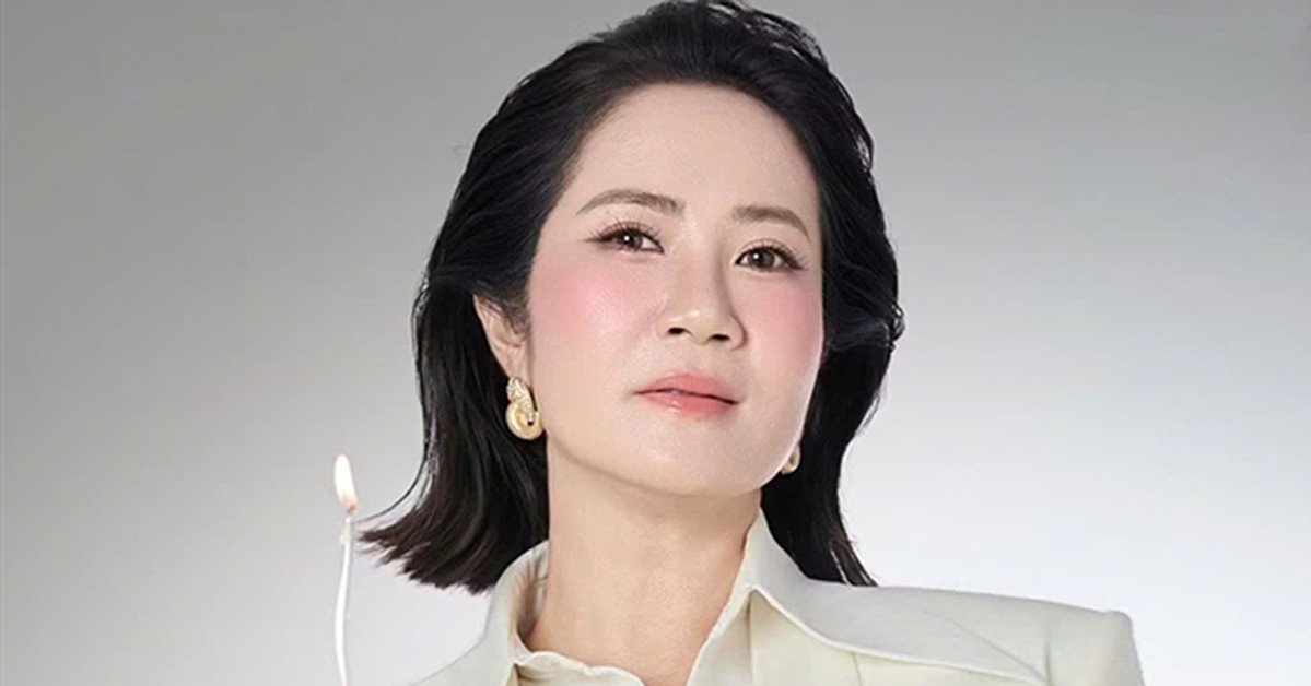 nsut nguyet hang khoe giao dien moi hoa hau dien anh thanh xuan rang ro ngay cuoi con gai 3025