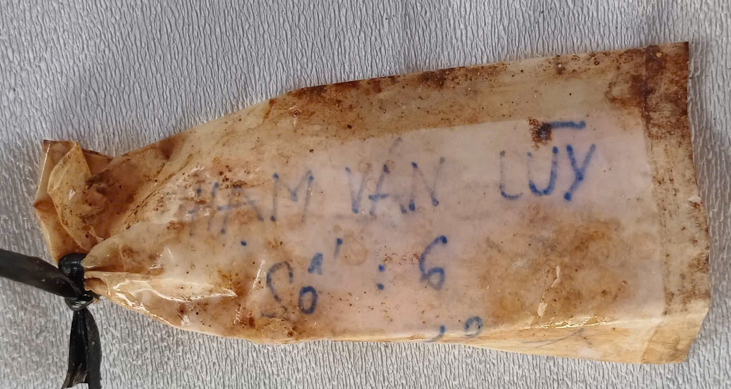 Phat Hien Tui Nilon Mang Ten Pham Van Luy Trong Mo Liet Si Vo Danh 2866