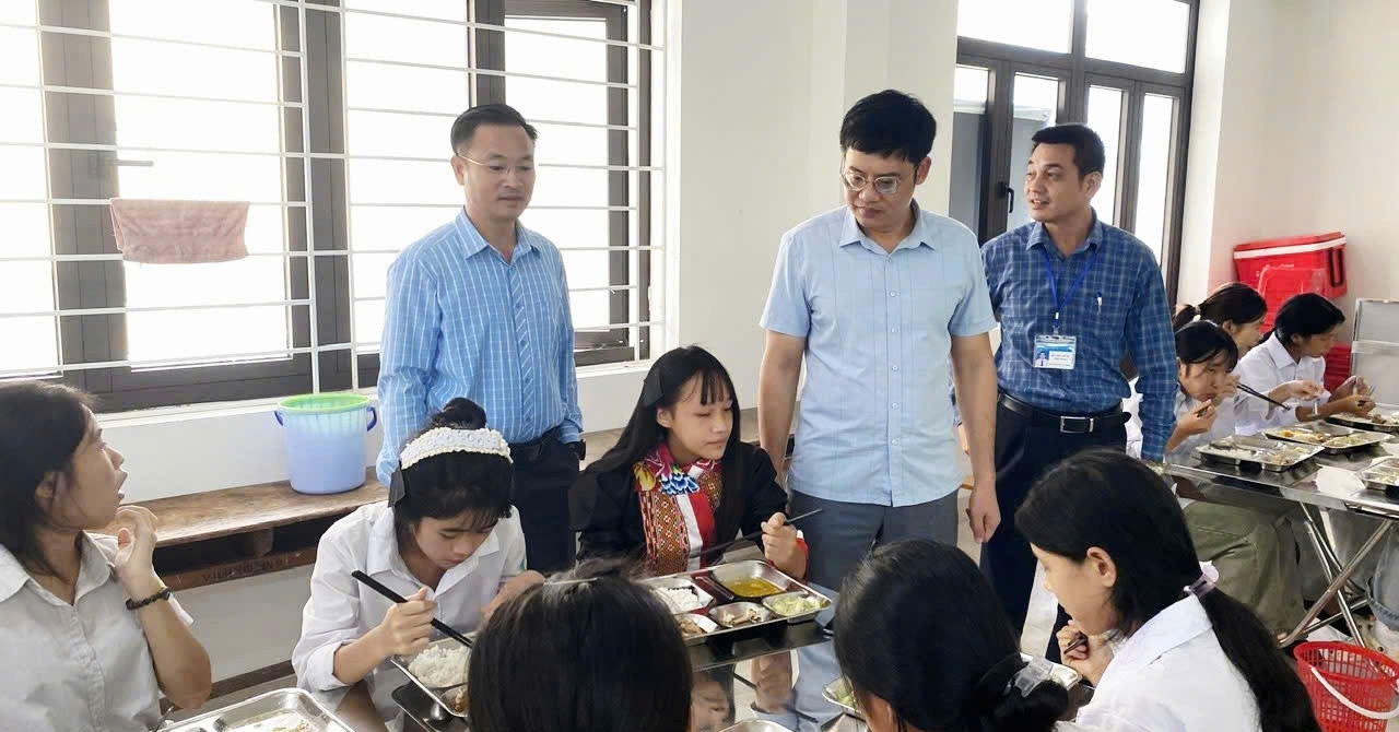 Quang Ninh Chi Hon 188 Ty Dong Ho Tro Bua Trua Cho Hoc Sinh Vung Kho 2341