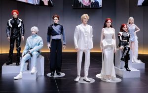 Robot Hinh Nguoi Trung Quoc Dang Duoc Ai San Don