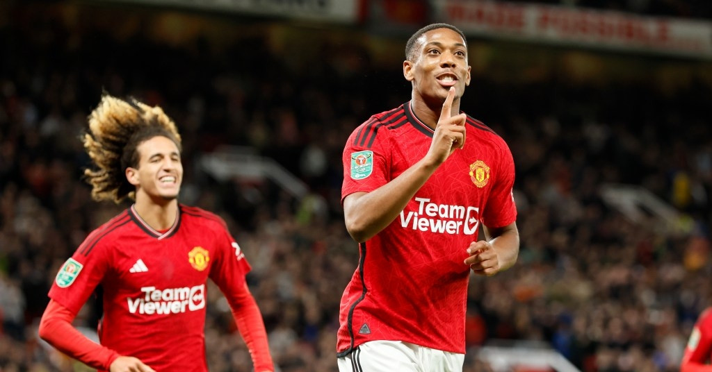 Roi Xa Mu La Bao To Anthony Martial Gio Ra Sao 2293