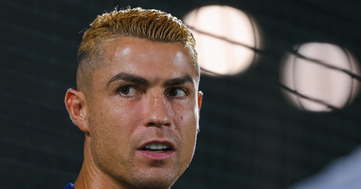 Ronaldo Anh Clb Al Nassr 17917038826191998774499 92 0 1432 2560 Crop 17921535630301512661707