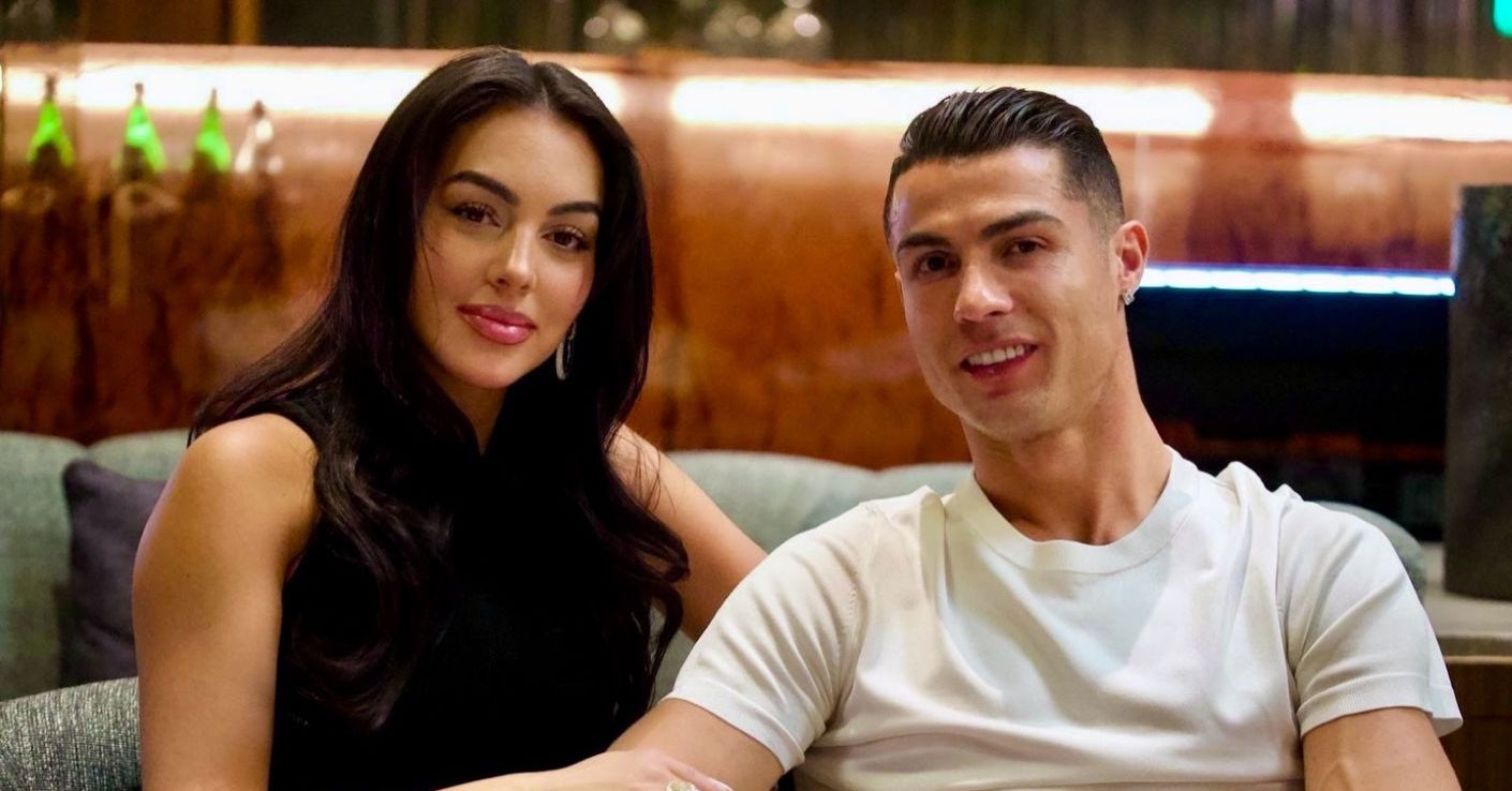 Ronaldo Bi Mat Cuoi Georgina Dung Mot Nam Sau Man Cau Hon 62