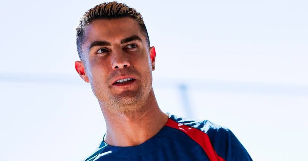 Ronaldo3009Afbnv 17907381603721995010224 195 0 637 845 Crop 1790738471393143507355