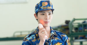 Sao Nhap Ngu Thuy Ngan Ngat Xiu Erik Bi Tich Thu My Pham 1008