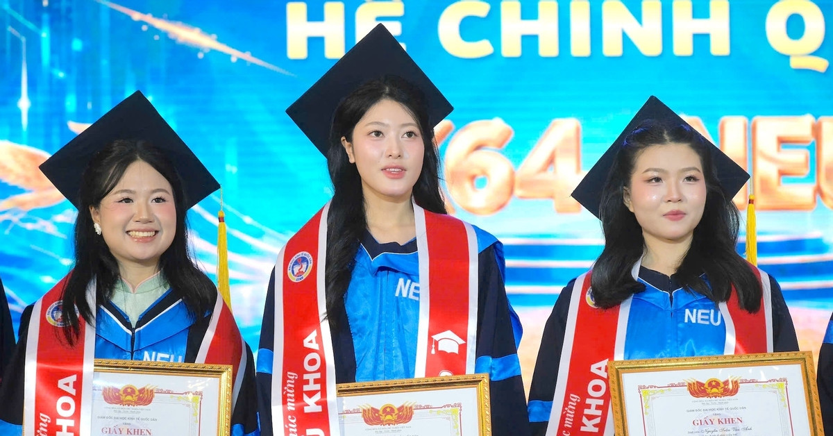 Sinh Vien Tot Nghiep Xuat Sac Nhieu Hon Loai Kha Viec Danh Gia Co De Dai 774