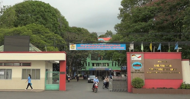 Su That Vu Xe Khach Cho Sinh Vien O Dong Nai Di Bien Gioi Campuchia 3529