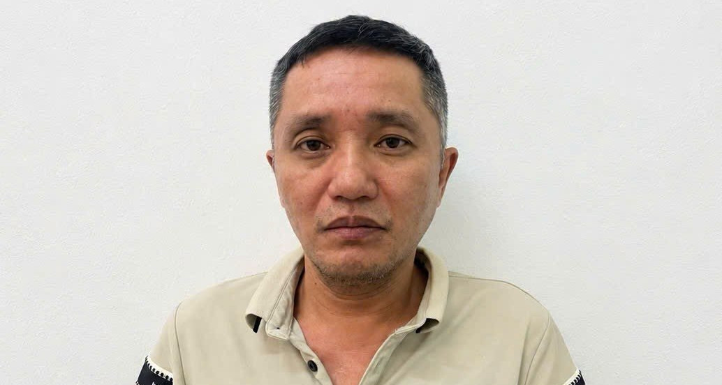 Tam Giu Nguoi Dan Ong Xam Tro Co 3 Tien An Dap Pha O To O Ha Noi 2917