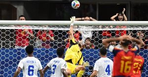 tay ban nha bi doi bong hang 64 fifa cam hoa tran ra quan world cup 142