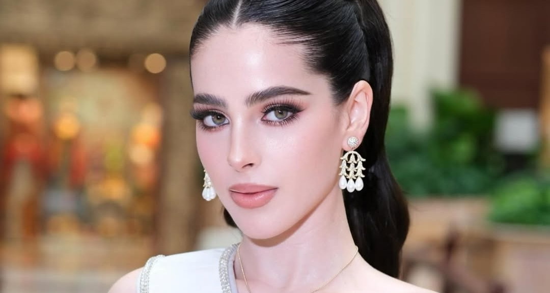 Thi Sinh Miss Universe 2025 Bat Khoc Bo Ve Sau Khi Bi Ong Nawat Mang Thang Mat 2004