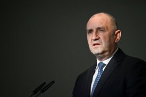 thu tuong bulgaria rumen radev anh theo reuters