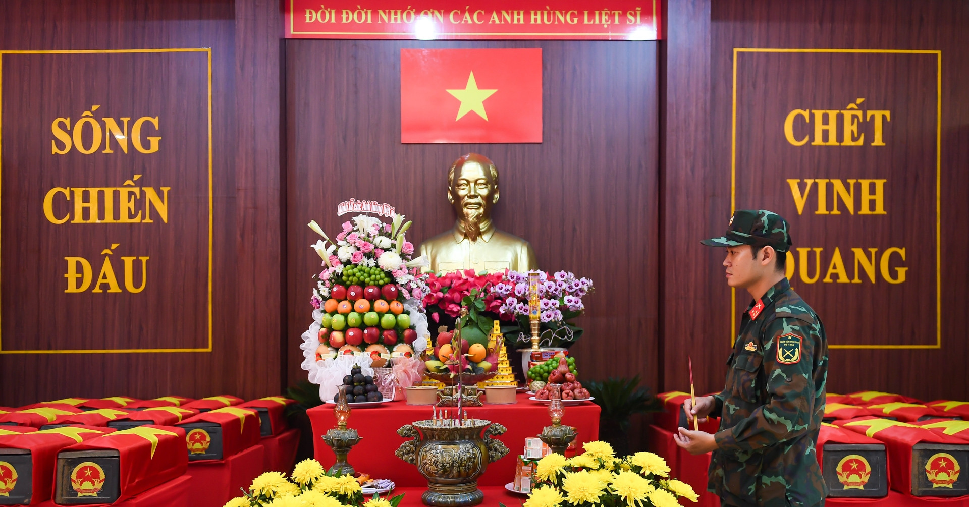 Tim Thay 210 Hai Cot Liet Si Sau Mot Thang Quy Tap Tai Cong Vien Le Thi Rieng 2148
