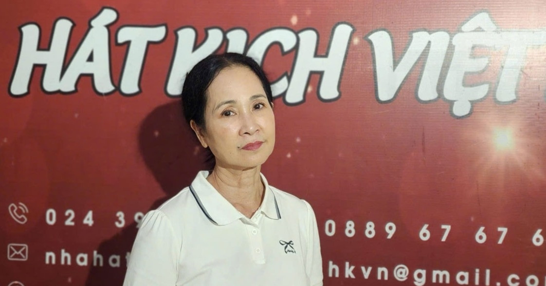 Tran Tro Cua Nsnd Lan Huong Nsut Kieu Minh Hieu Khi Nha Hat Kich Vn Chuyen Tru So 2211