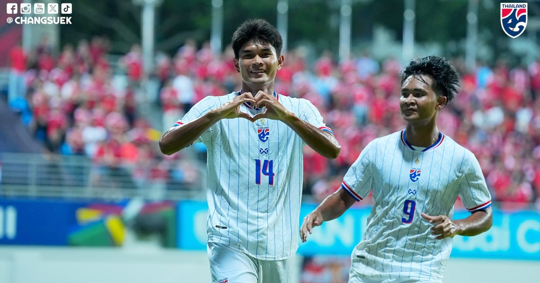 Truc Tiep Singapore 0 2 Thai Lan Cu Dup Cua Teerasak H1 1278