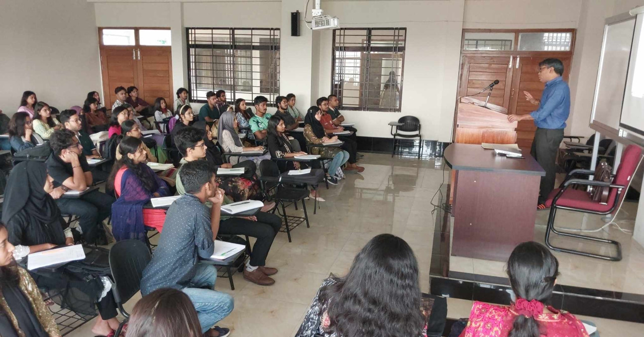 Truong Noi Tieng Tuyen Giao Vien Luong Tra Thap Van Co Rat Nhieu Ung Vien Gioi 3112
