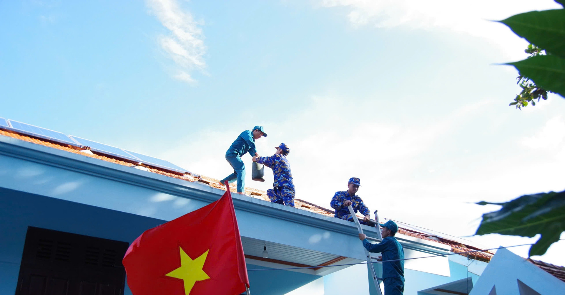 Truong Sa Khan Truong Chang Chong Ung Pho Bao Kalmaegi Co The Manh Cap 14 2425
