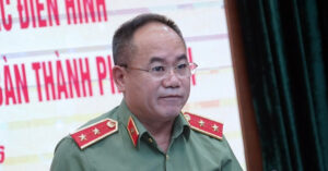 tuong cong an vach tran thu doan dung kich ban cua duong day hop dong ky nghi 1335