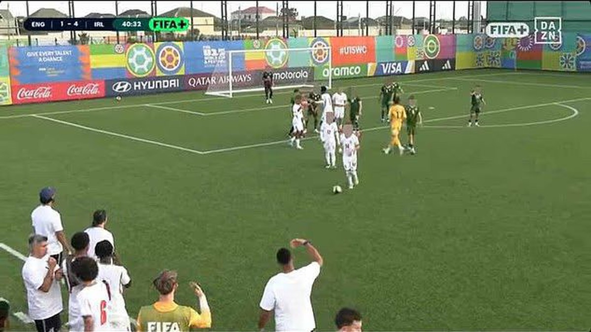 U15 Anh 1 1793068099979574044517 0 0 356 634 Crop 17930681051161940529879