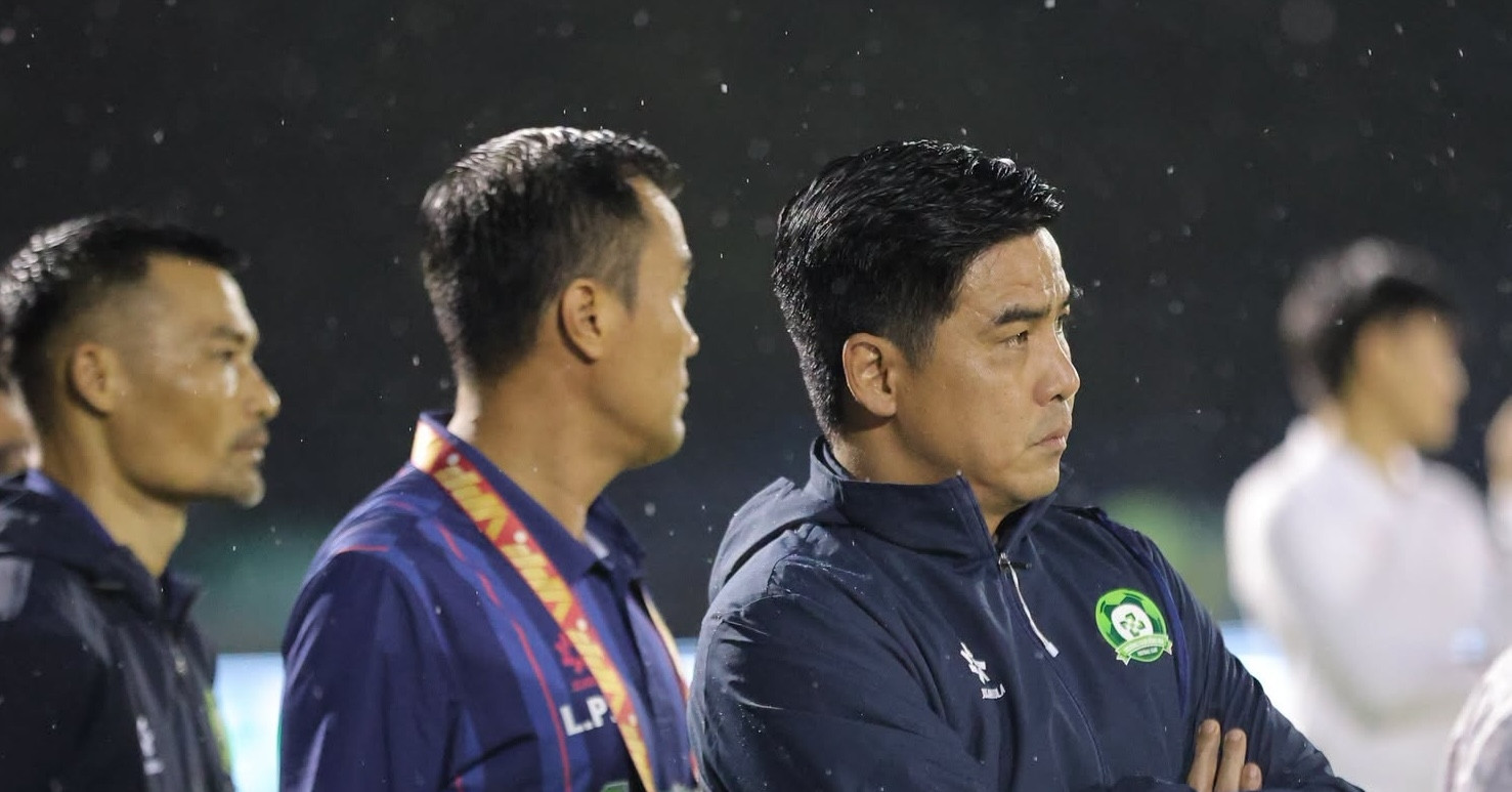 V-League Trở Lại: Những Thuyền Trưởng Nào Nguy Cơ... Bay Ghế? V League Tro Lai Nhung Thuyen Truong Nao Nguy Co 2666