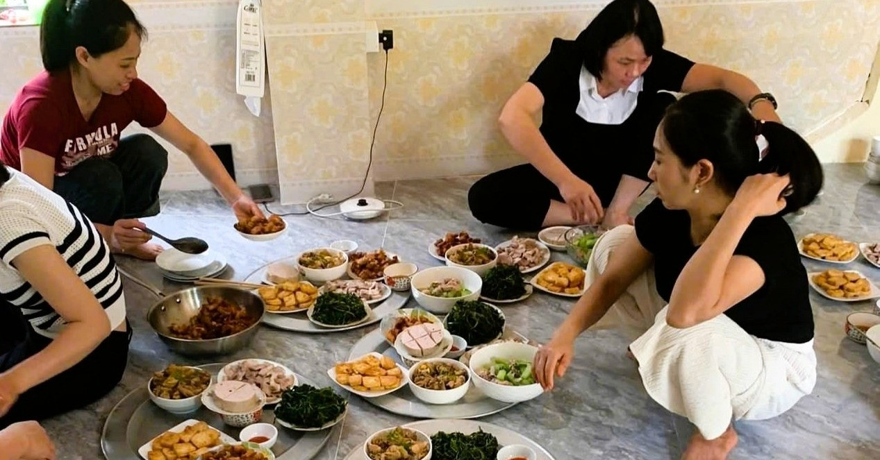 vi phu huynh lam mam com 7 mon moi thi sinh thi tot nghiep thpt an nghi tai nha 583