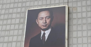 Vì Sao Trung Quốc Dành Những Vị Trí Quảng Cáo Đắc Địa Cho Các Nhà Khoa Học? Vi Sao Trung Quoc Danh Nhung Vi Tri Quang Cao Dac Dia Cho Cac Nha Khoa Hoc 3045