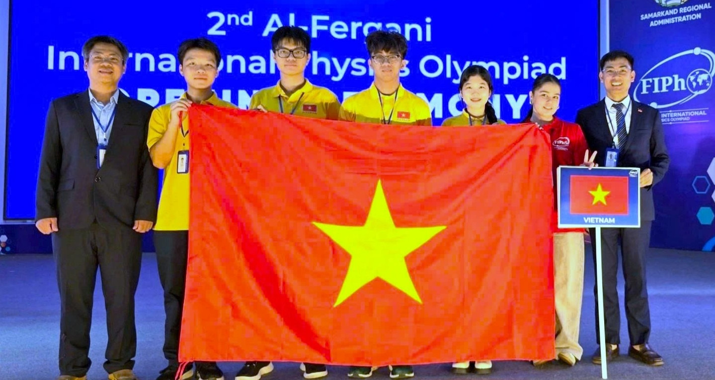 Viet Nam Gianh 1 Huy Chuong Vang Olympic Vat Ly Quoc Te Al Fergani Nam 2026 988