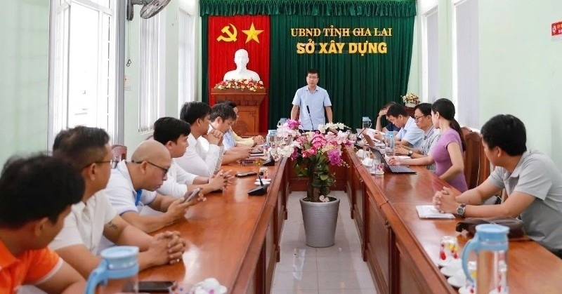 Vu Cuoc Xe 2Km Chat Chem 70 351