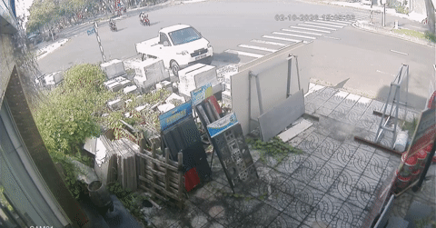 Xe Tai Bien Mat O Khu Do Thi Phu Cuong Bat Giu Nghi Pham 15 Tuoi Sau 1 Gio 701