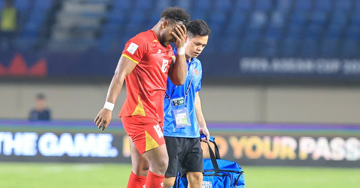 Xuan Son Rach Bap Chan Som Chia Tay Fifa Asean Cup 2836