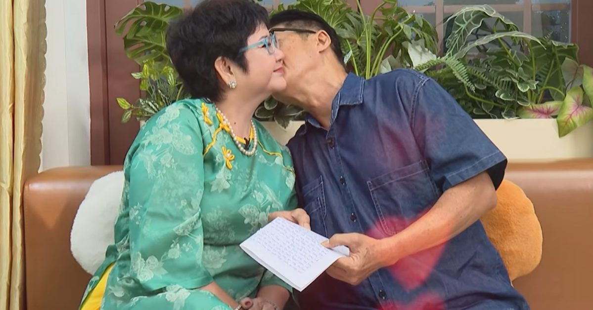 Yeu Tieu Thu Tiem Vang Anh Tho Bac Phai Ban Xe Mua Nhan Kim Cuong Khi Cuoi Vo 776